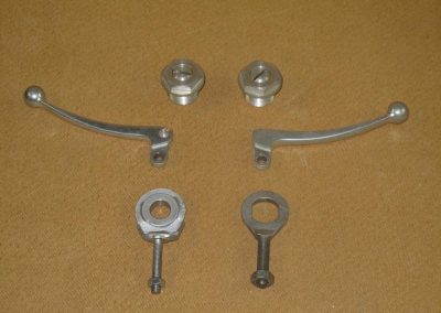 Top nut front fork al. Level, clutch and brake. Chain adjuster.