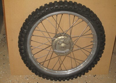 Front wheel 21, Tyre 3.00 x 21 Barum