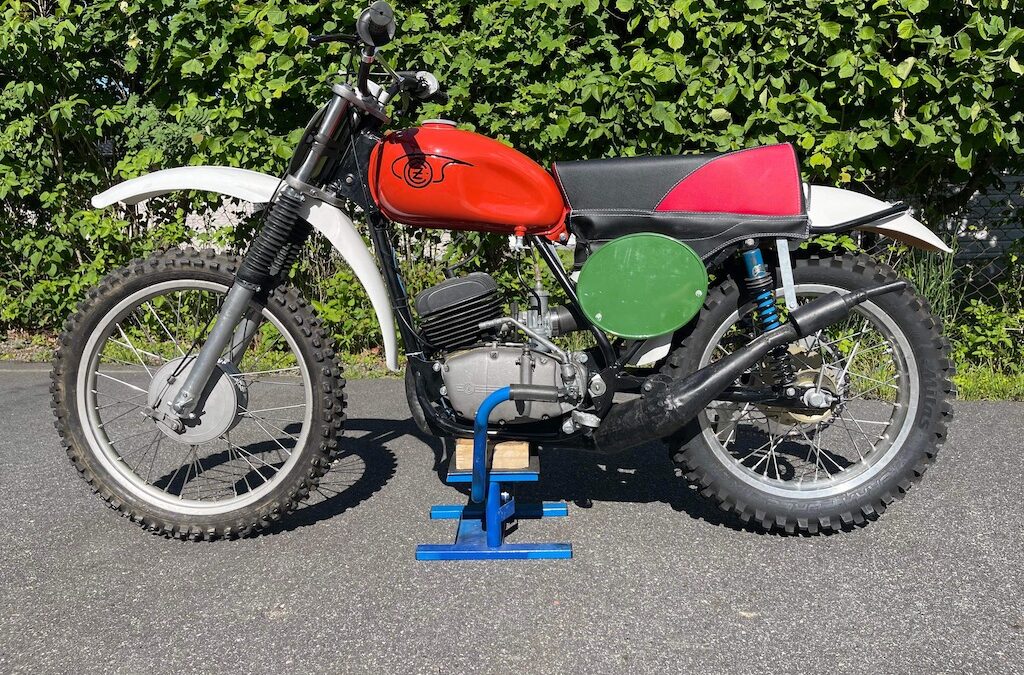 1971-72 CZ 125 cc Type 984