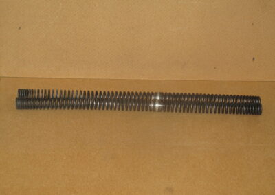 1 pair fork springs, 554 x 28 mm